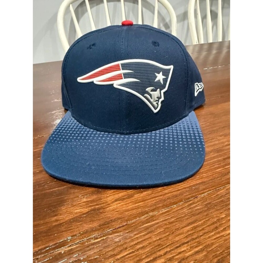 New England Patriots New Era 9FIFTY Rubber Matte Snapback Hat Navy Red OSFM